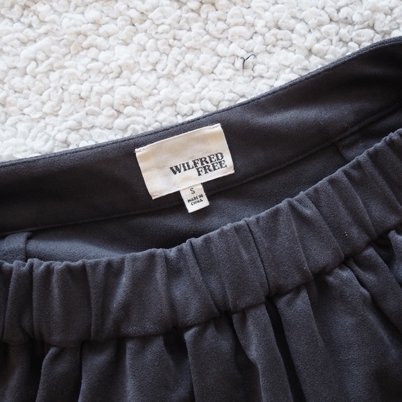Wilfred Free Faux Suede Mini Skirt - Picture 8 of 8